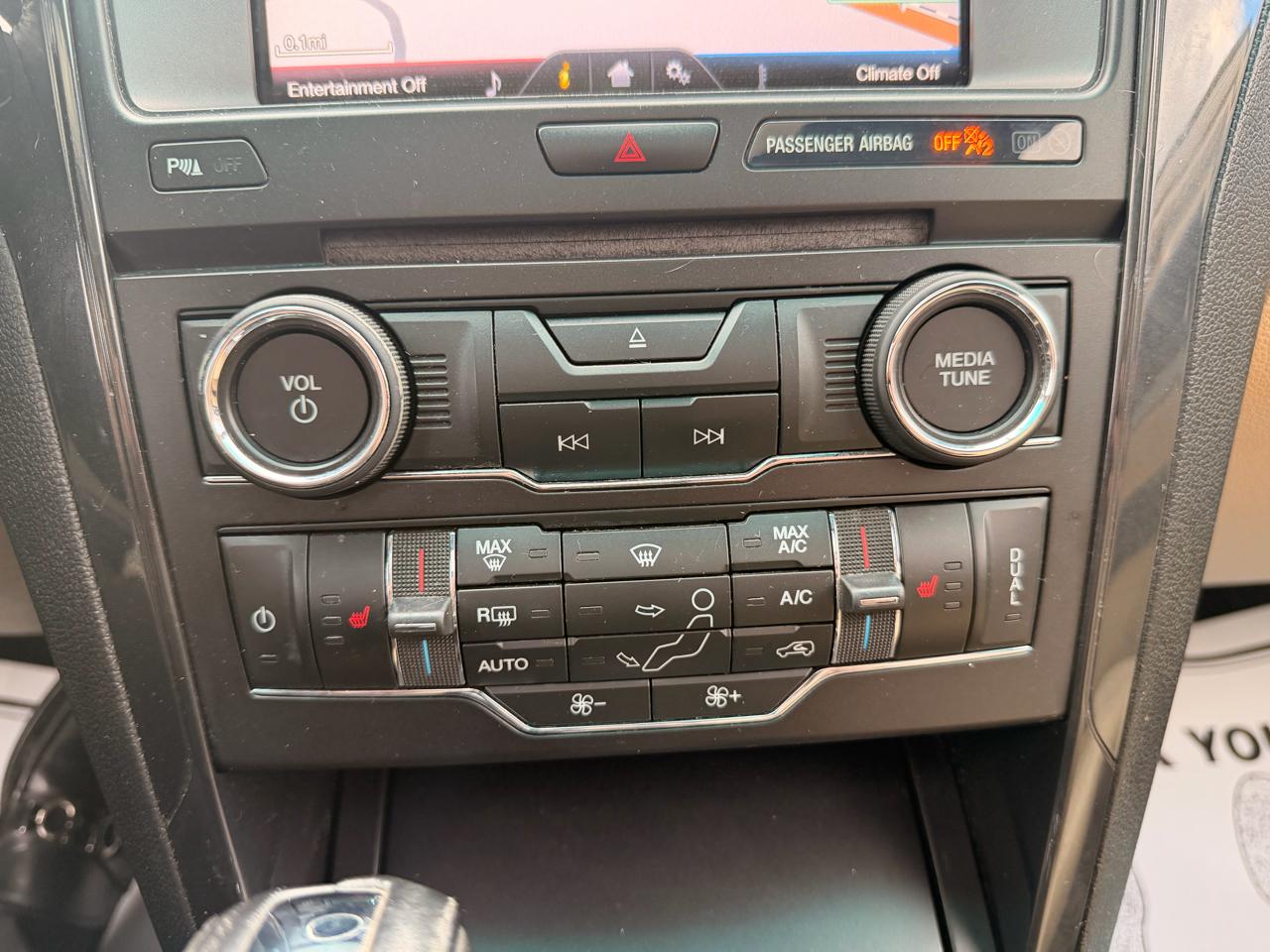 Ford Explorer 4WD 4dr XLT 2016