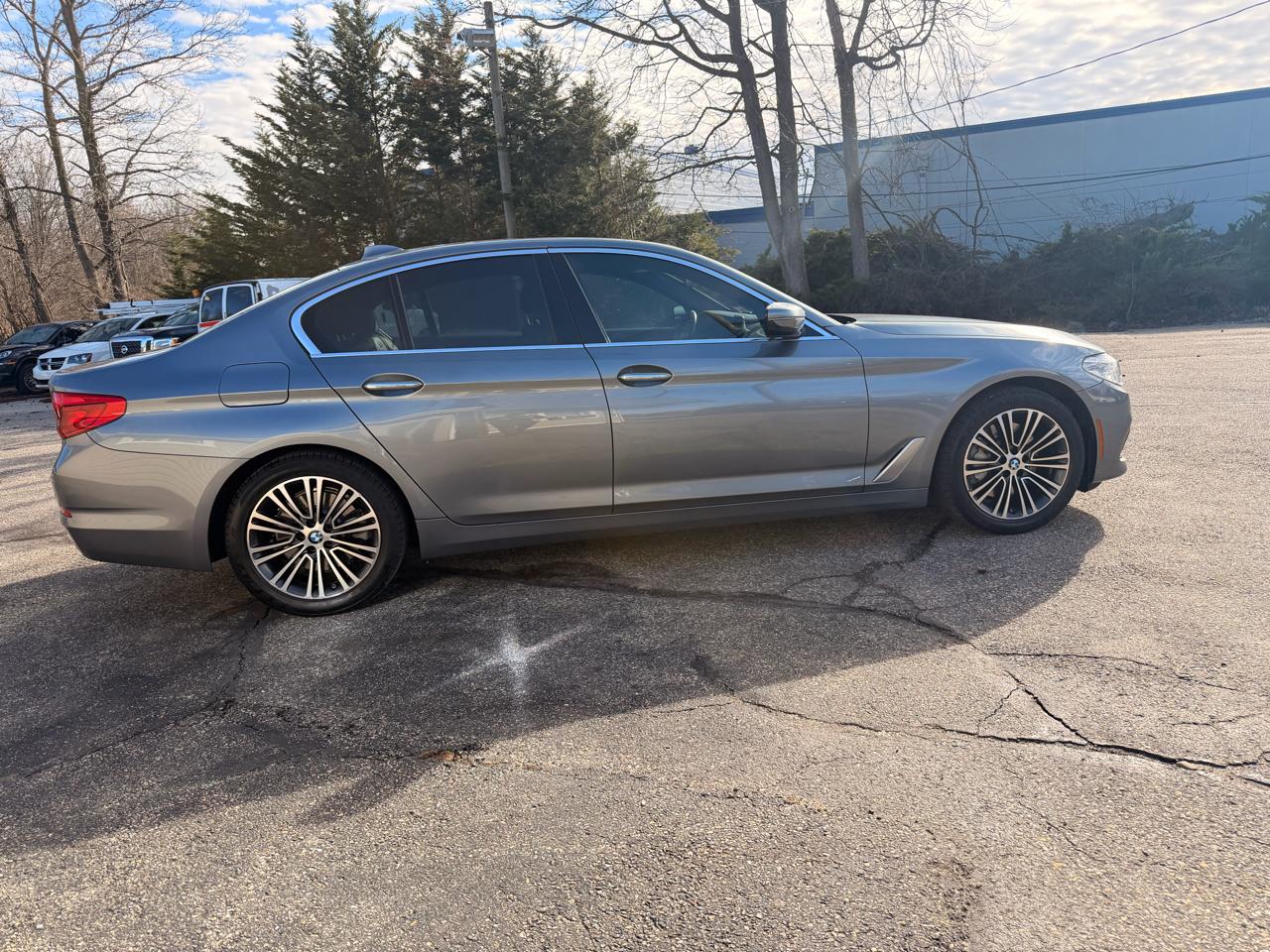 BMW 5 Series 530i xDrive Sedan 2017