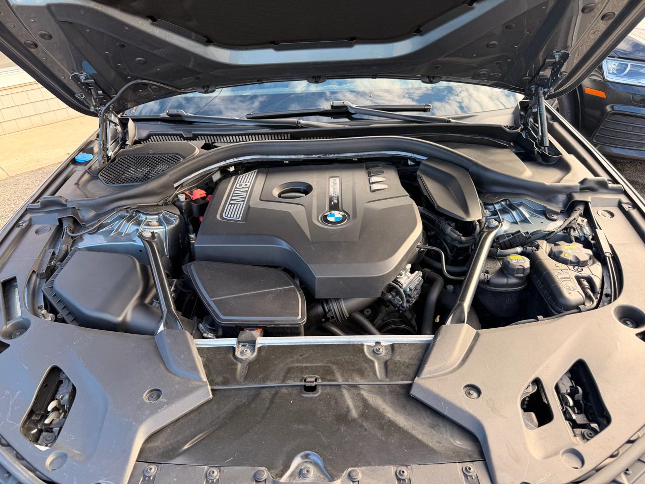 BMW 5 Series 530i xDrive Sedan 2017