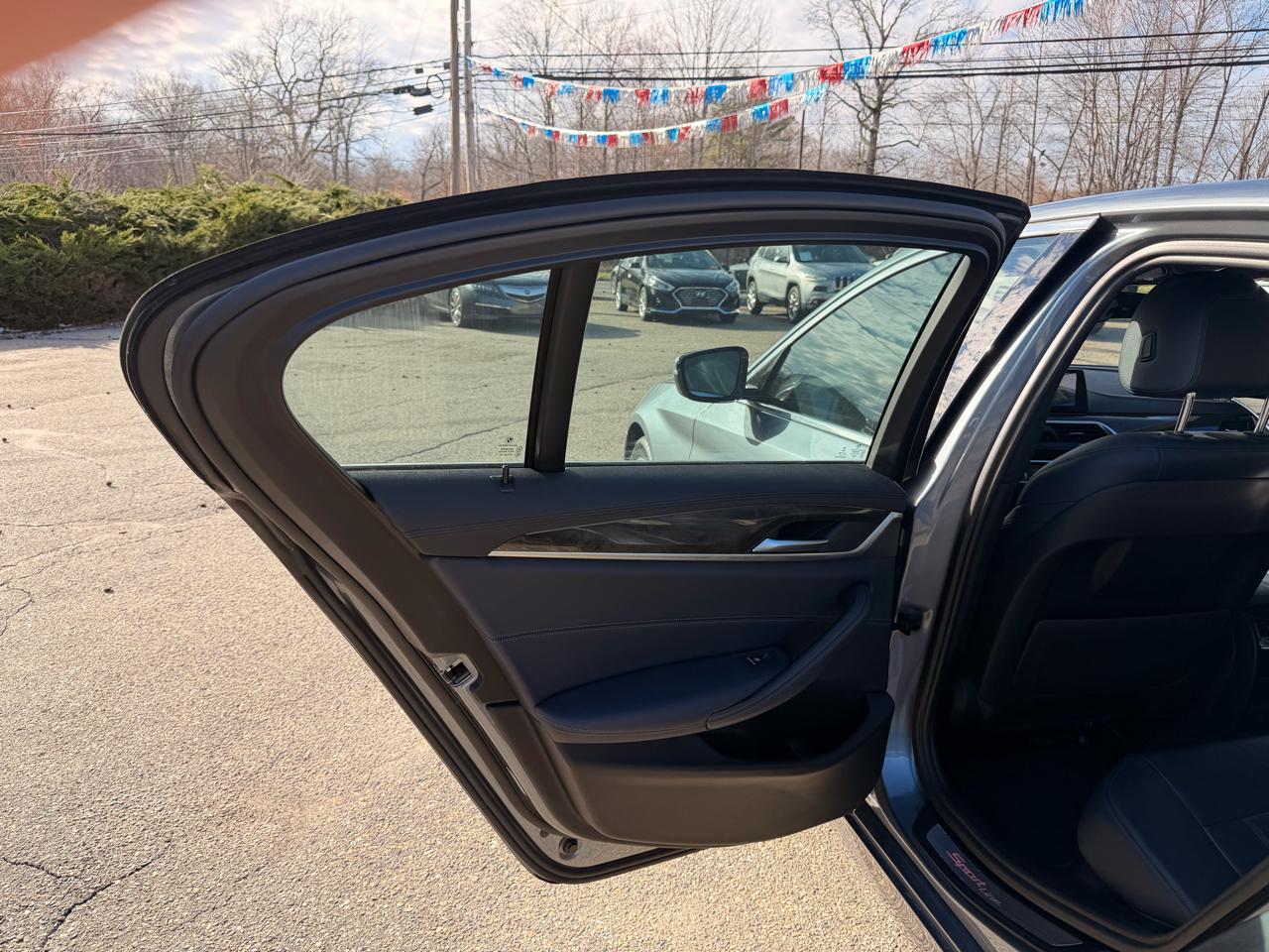 BMW 5 Series 530i xDrive Sedan 2017