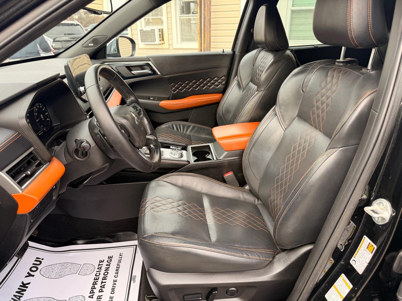 Mitsubishi Outlander SEL FWD 2022