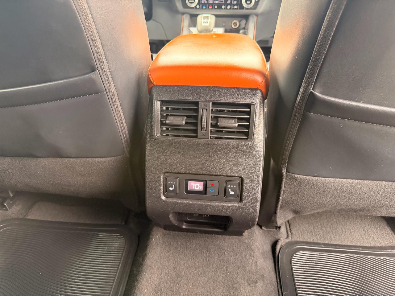 Mitsubishi Outlander SEL FWD 2022