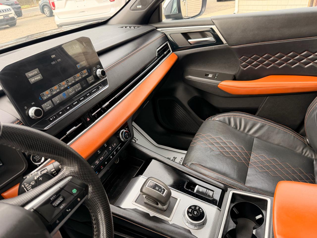 Mitsubishi Outlander SEL FWD 2022