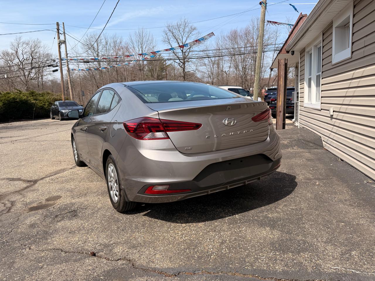 Hyundai Elantra SE IVT 2020
