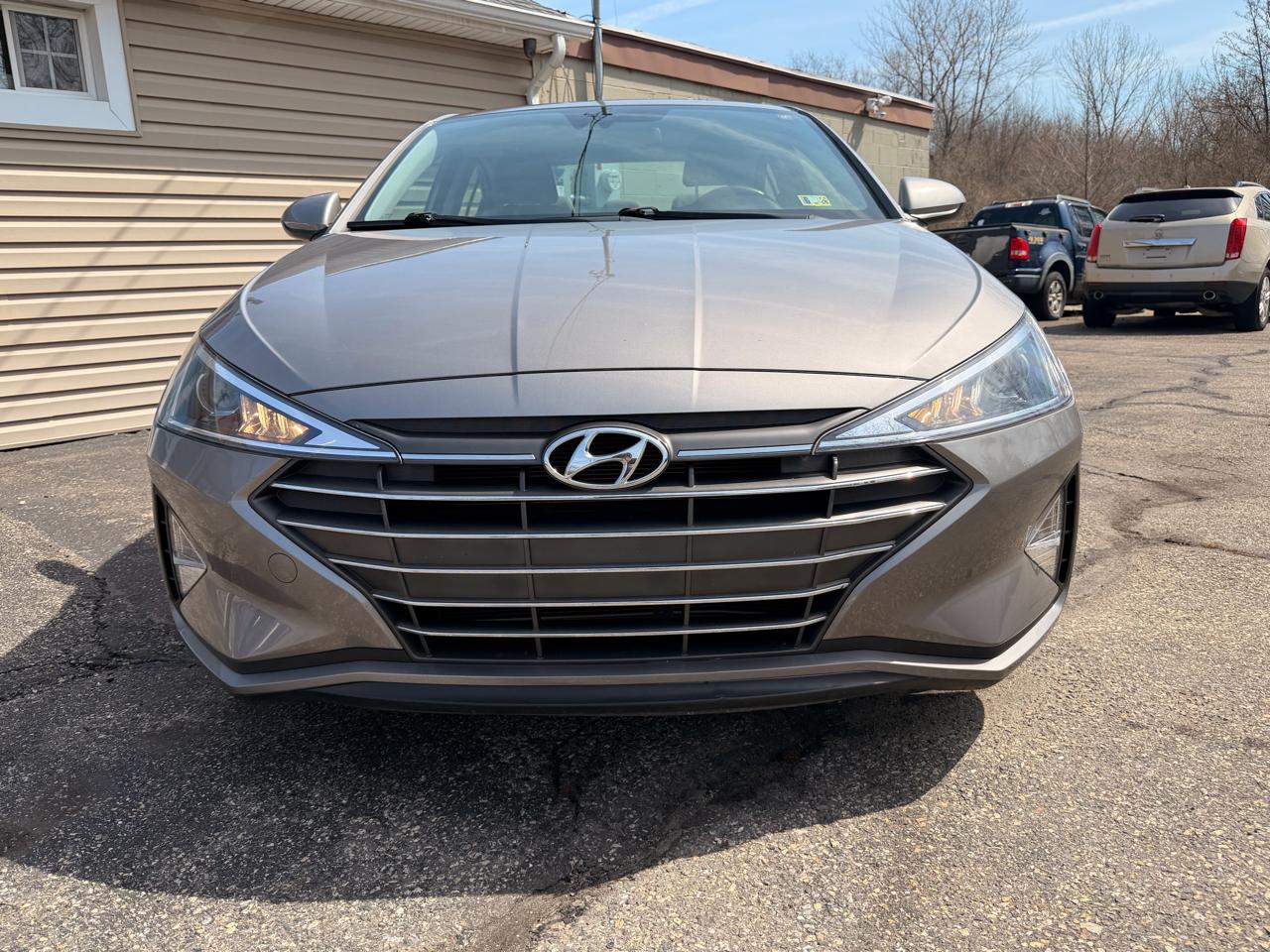 Hyundai Elantra SE IVT 2020