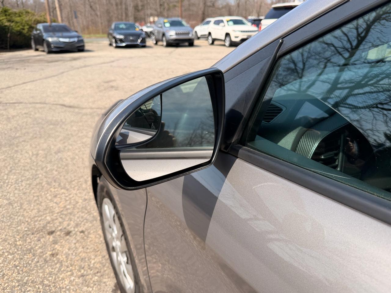 Hyundai Elantra SE IVT 2020