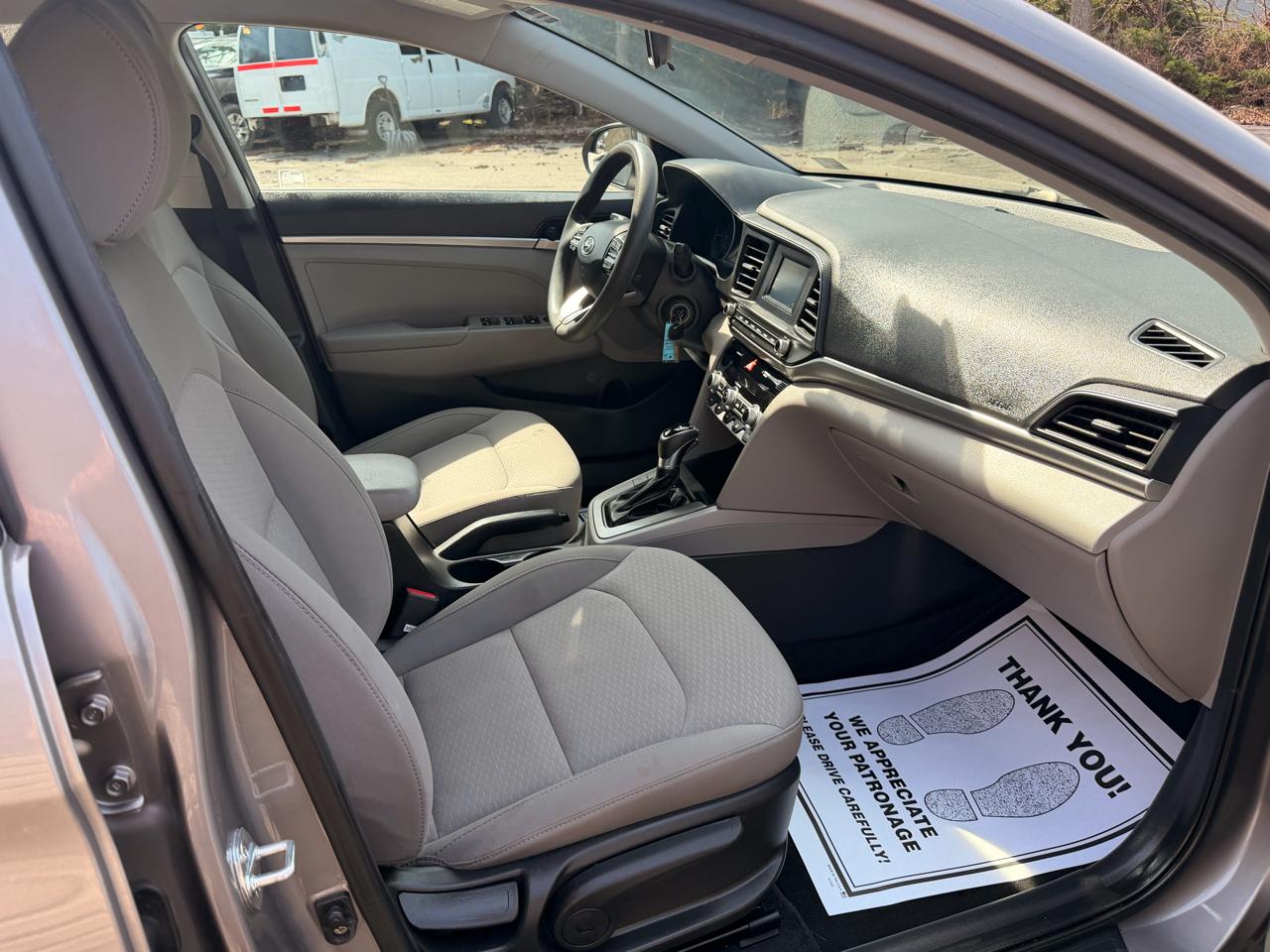 Hyundai Elantra SE IVT 2020