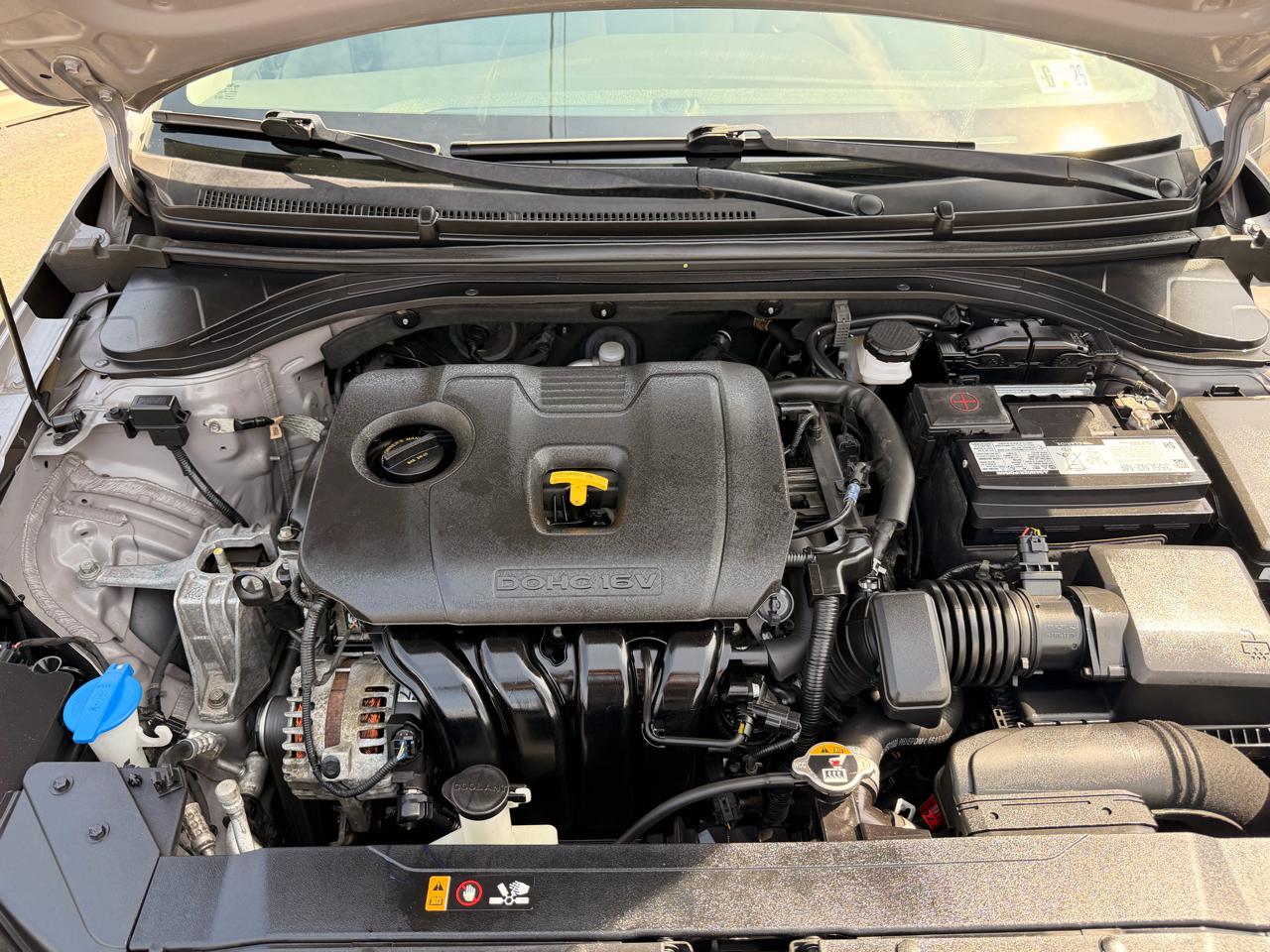 Hyundai Elantra SE IVT 2020