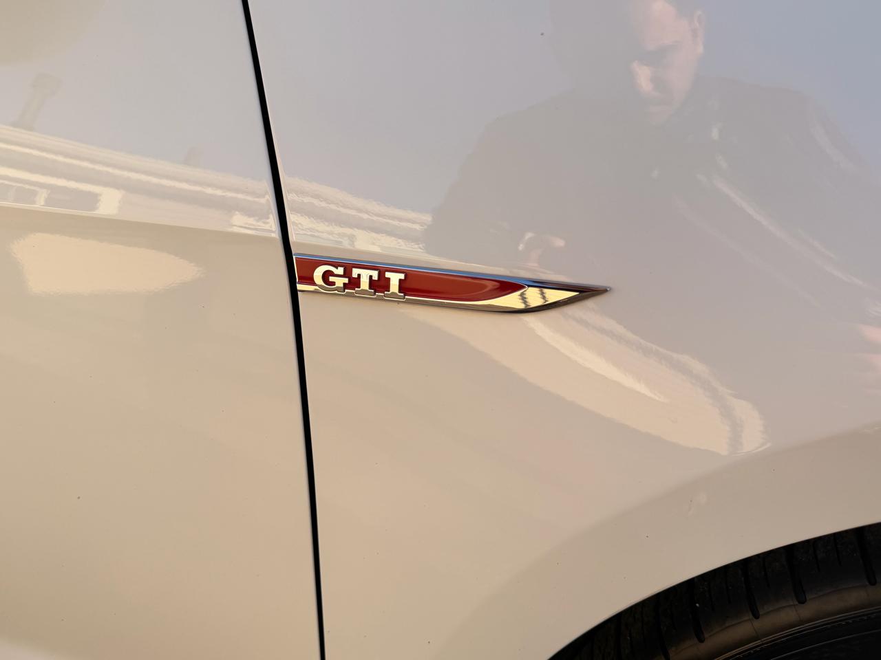 Volkswagen Golf GTI 2.0T 4-Door Autobahn DSG 2017