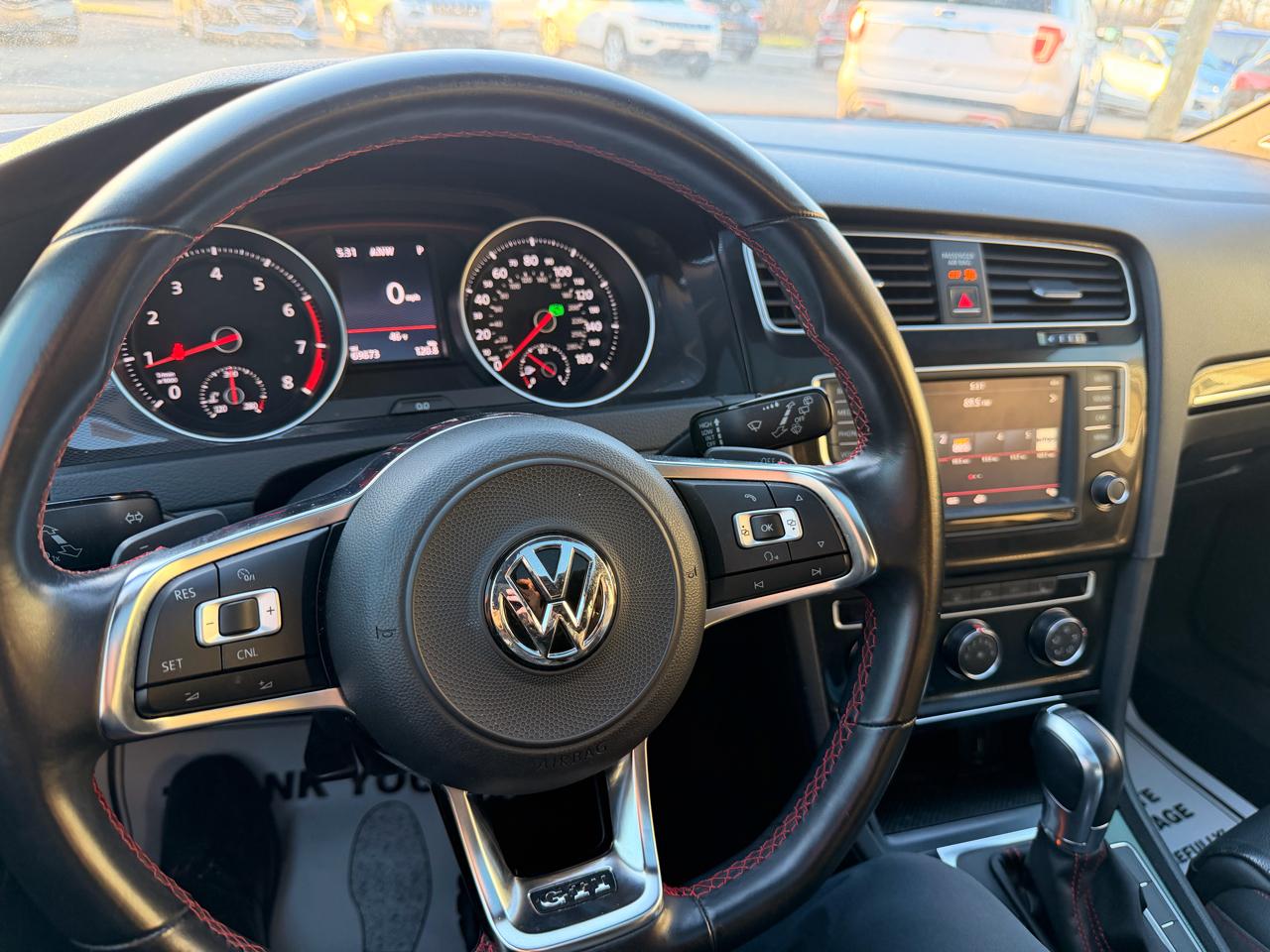 Volkswagen Golf GTI 2.0T 4-Door Autobahn DSG 2017