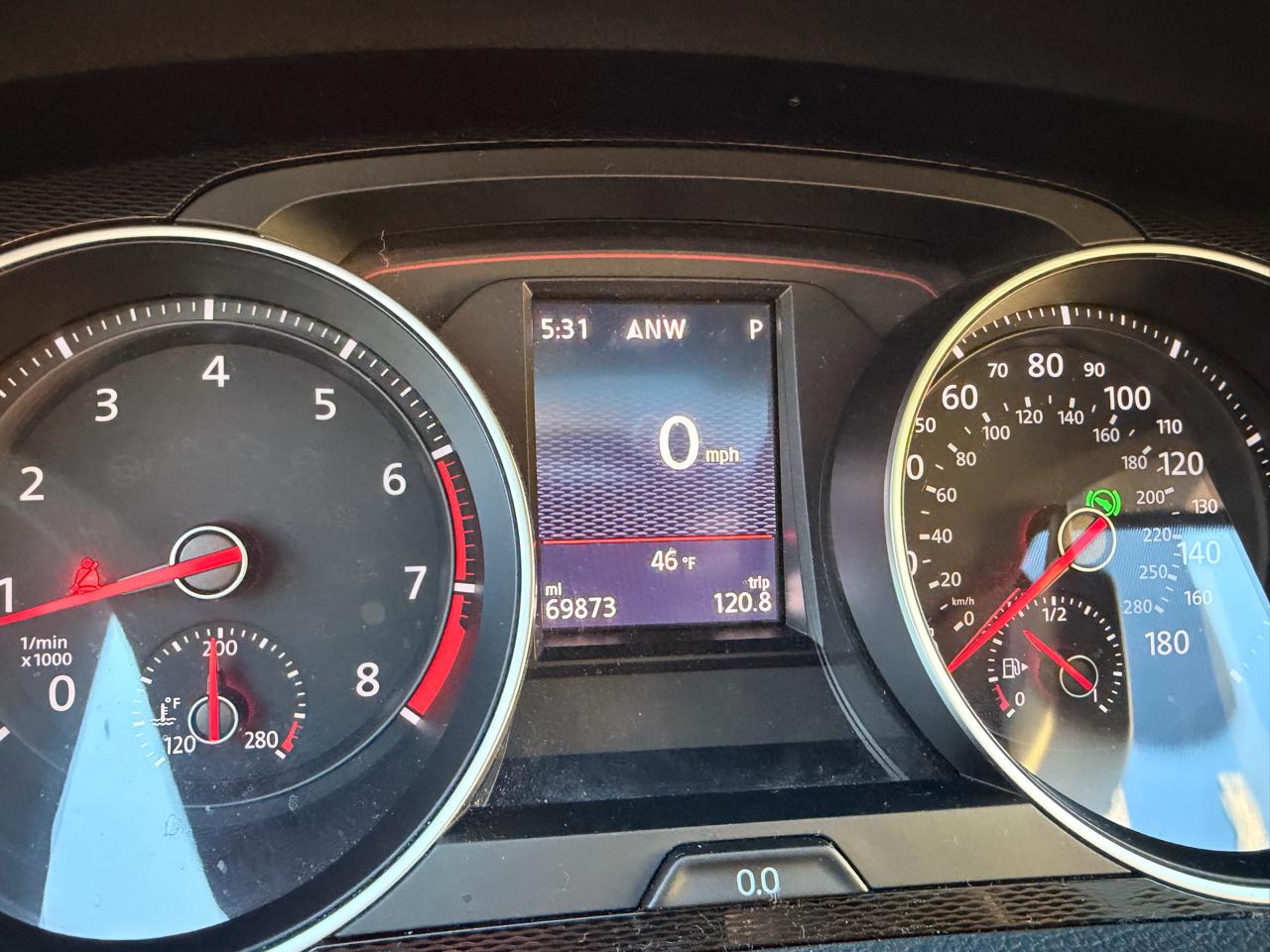 Volkswagen Golf GTI 2.0T 4-Door Autobahn DSG 2017