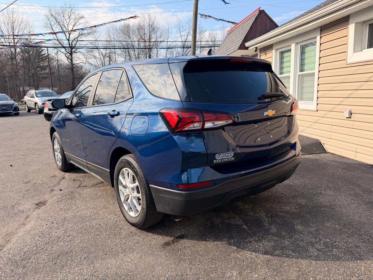 Chevrolet Equinox FWD 4dr LS w/1LS 2023