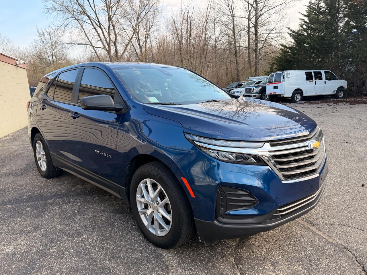 Chevrolet Equinox FWD 4dr LS w/1LS 2023