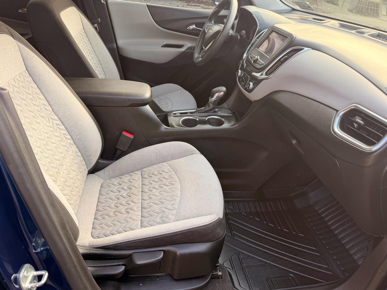 Chevrolet Equinox FWD 4dr LS w/1LS 2023