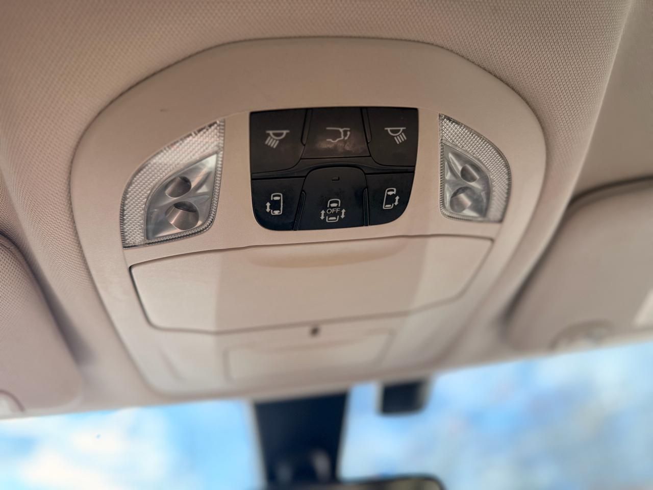 Chrysler Pacifica Touring L FWD 2018