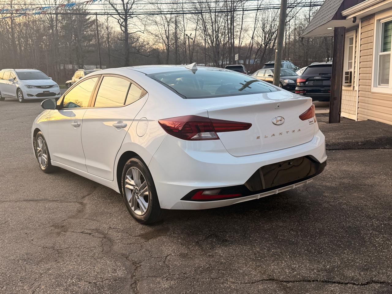 Hyundai Elantra SEL IVT SULEV 2020