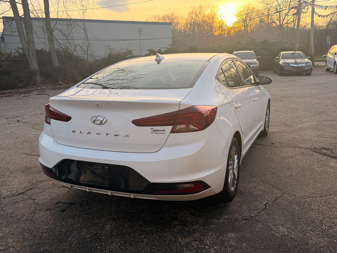Hyundai Elantra SEL IVT SULEV 2020