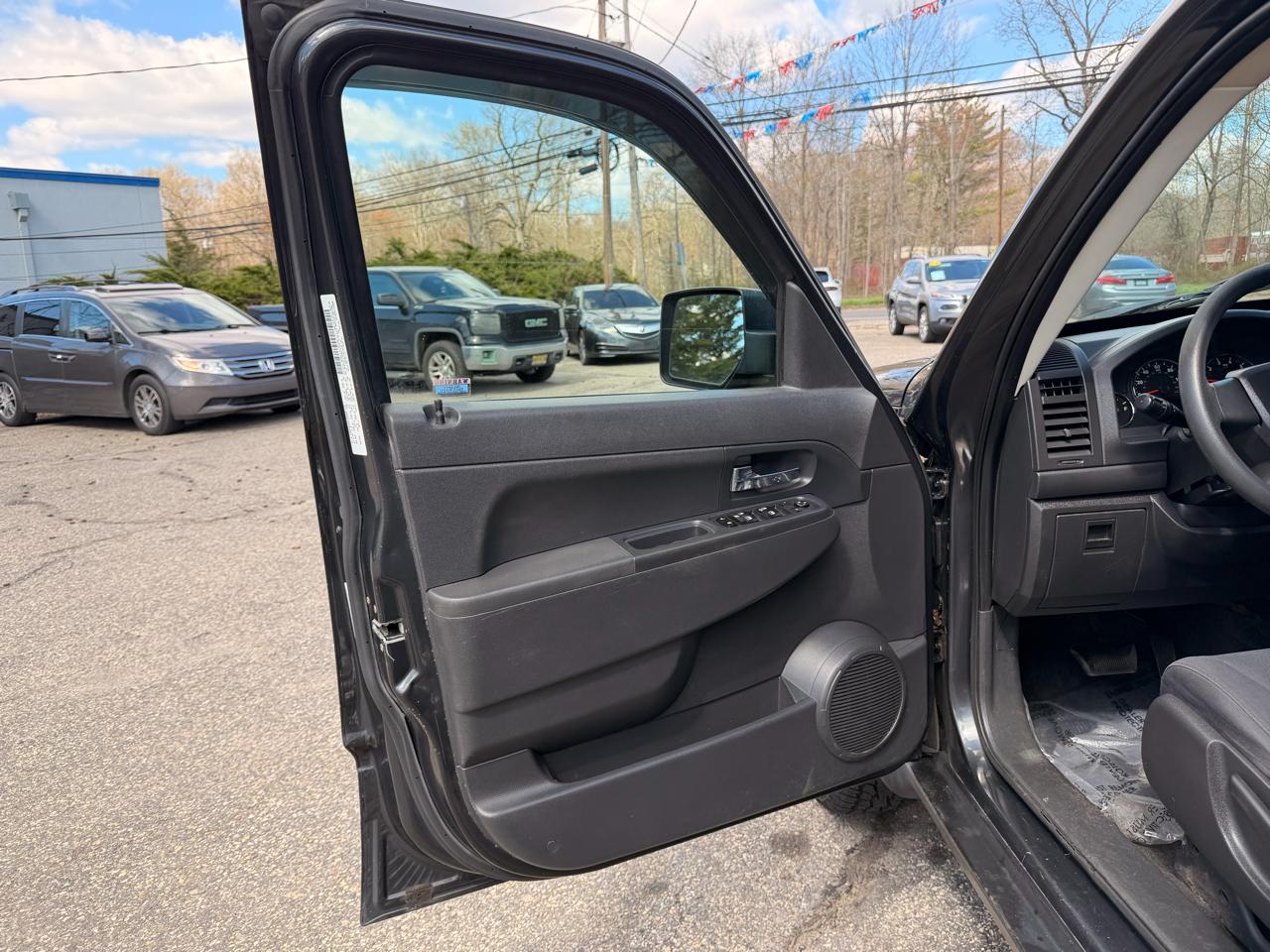 Jeep Liberty 4WD 4dr Sport 2010