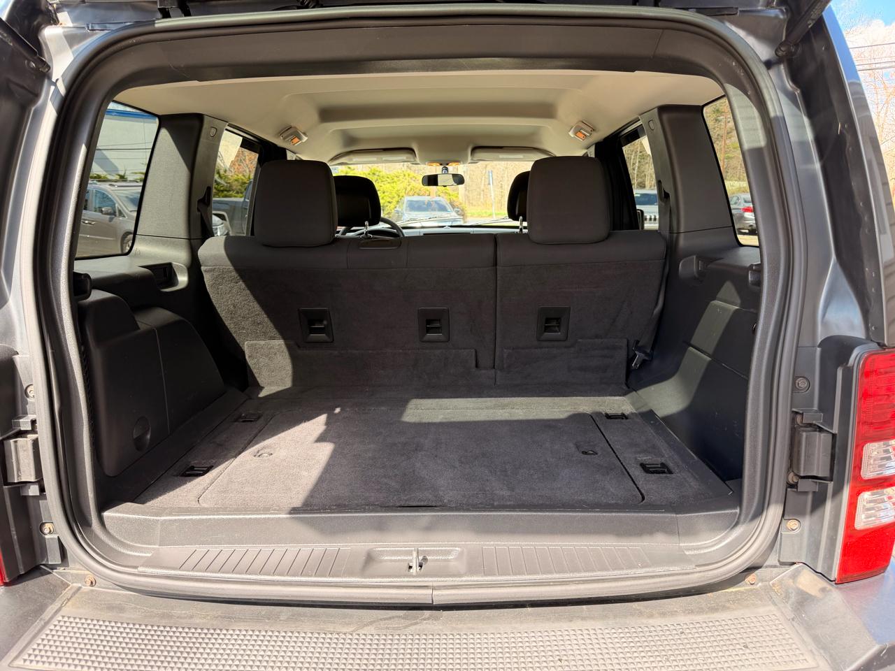 Jeep Liberty 4WD 4dr Sport 2010