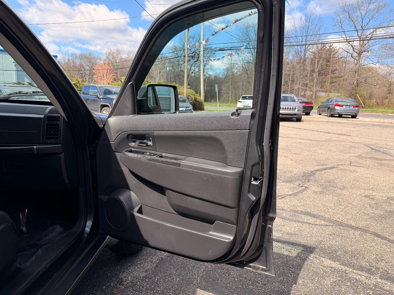 Jeep Liberty 4WD 4dr Sport 2010