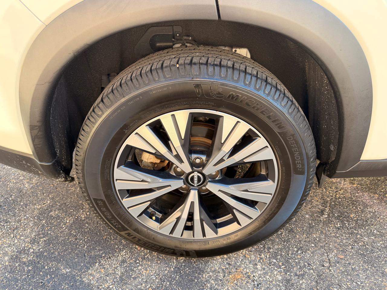 Nissan Rogue FWD SV 2022