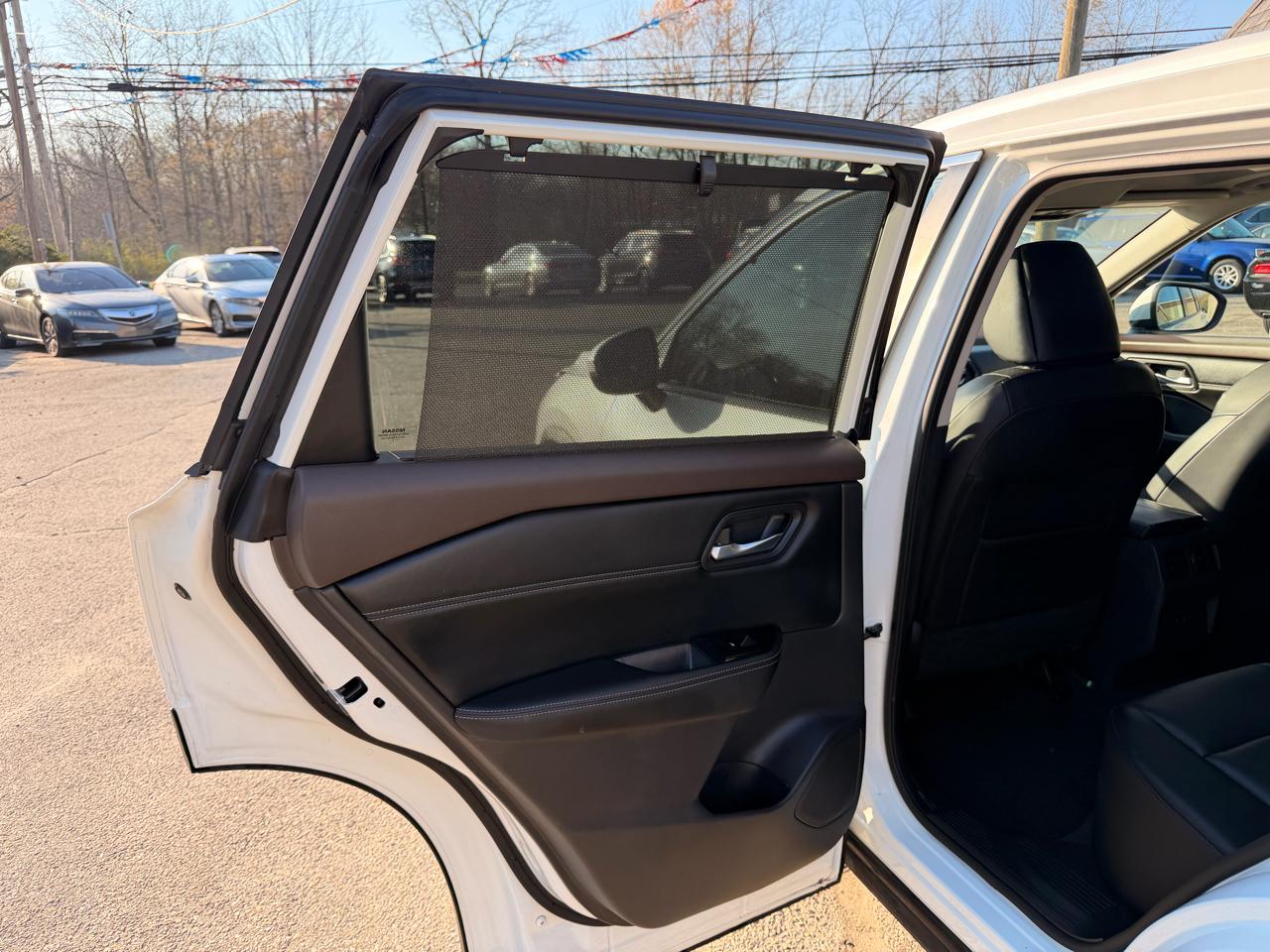 Nissan Rogue FWD SV 2022