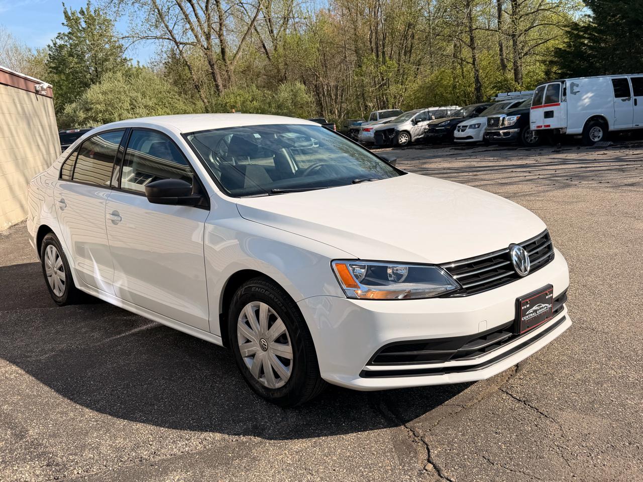 Volkswagen Jetta Sedan 4dr Auto 2.0L S 2015
