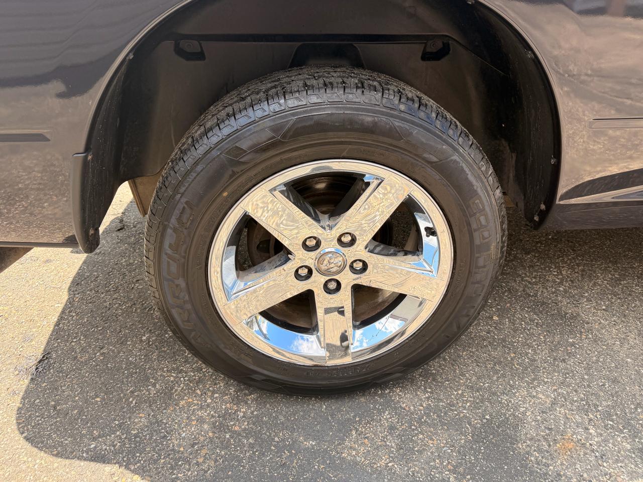 RAM 1500 Express 4x4 Quad Cab 6'4" Box 2018