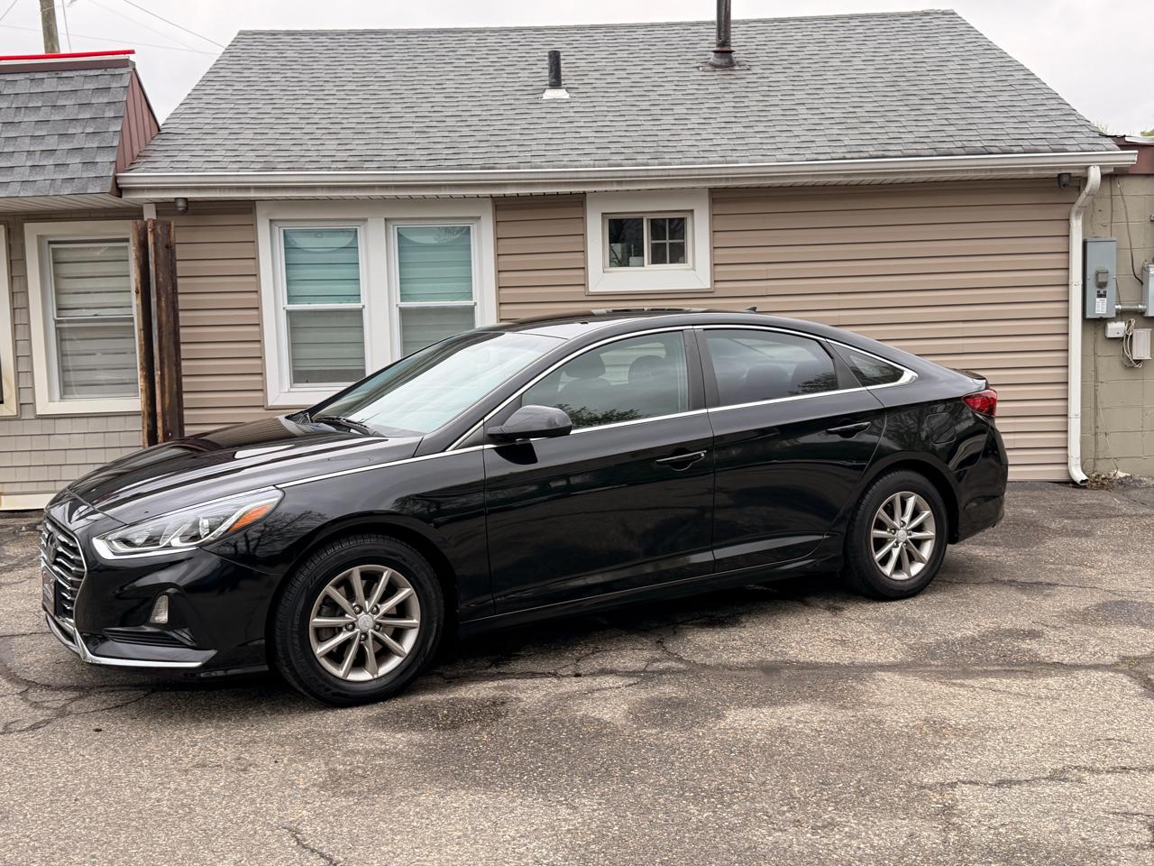 Hyundai Sonata SE 2.4L 2019
