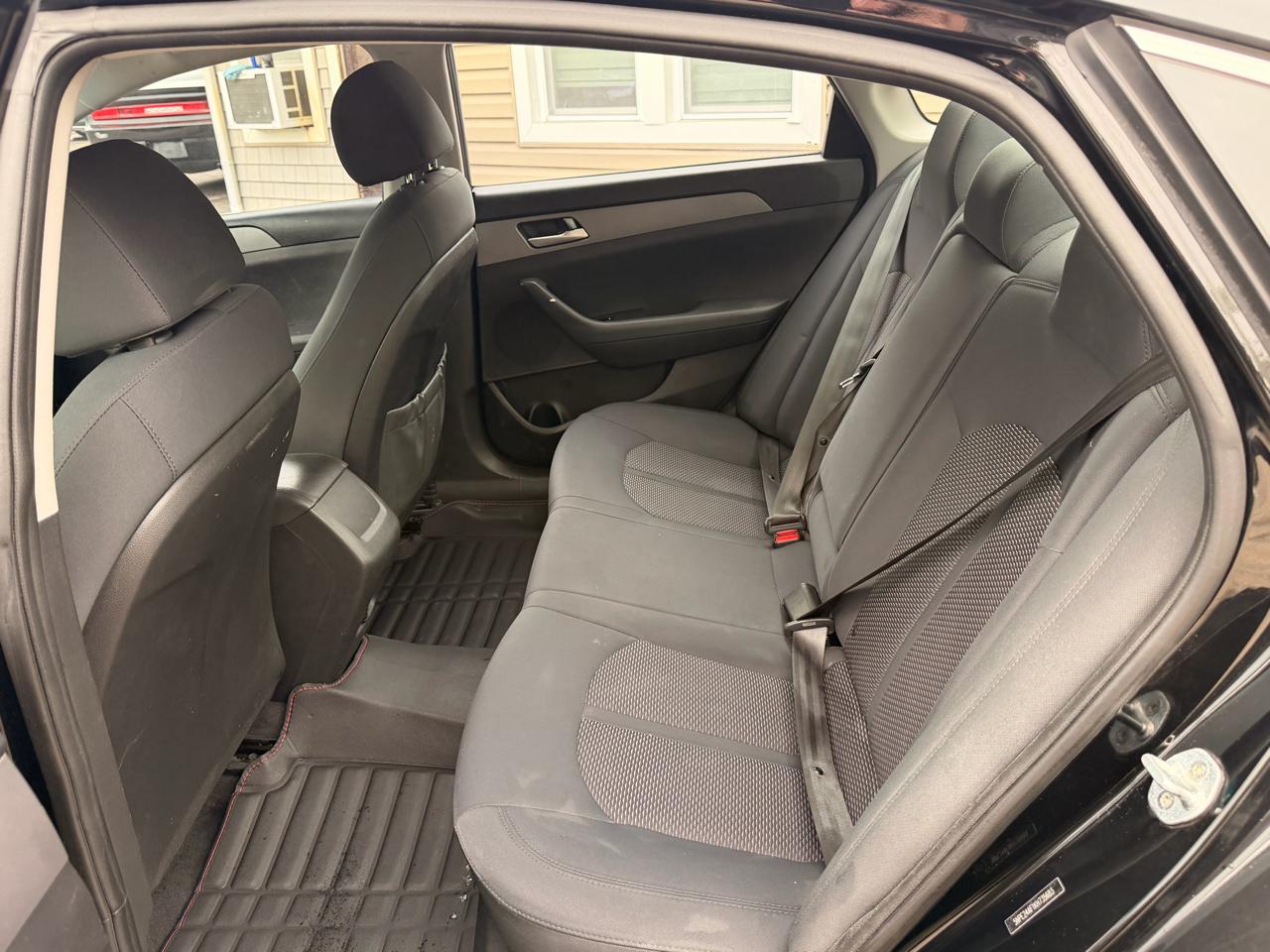 Hyundai Sonata SE 2.4L 2019