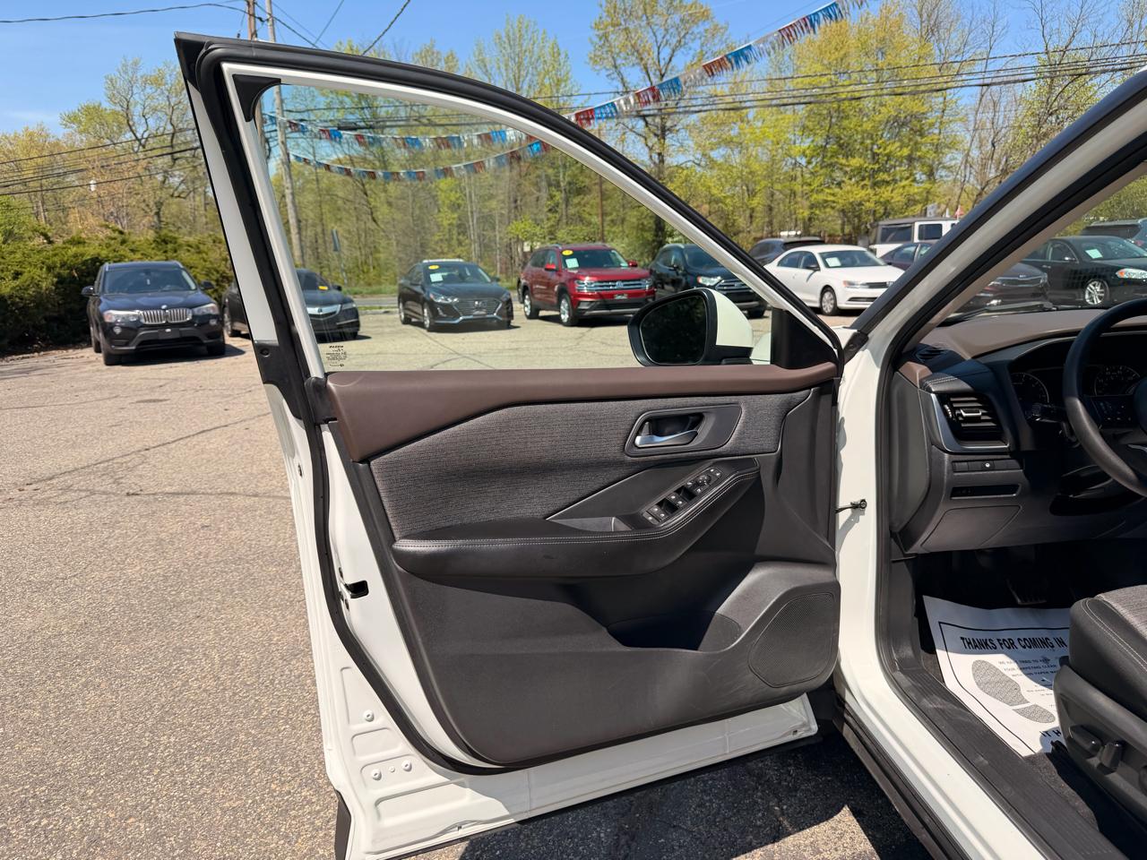 Nissan Rogue AWD SV *Ltd Avail* 2023