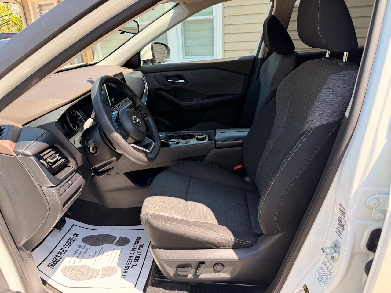 Nissan Rogue AWD SV *Ltd Avail* 2023