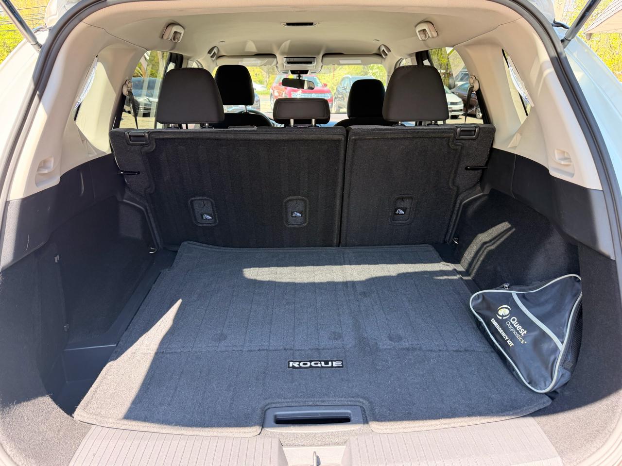 Nissan Rogue AWD SV *Ltd Avail* 2023