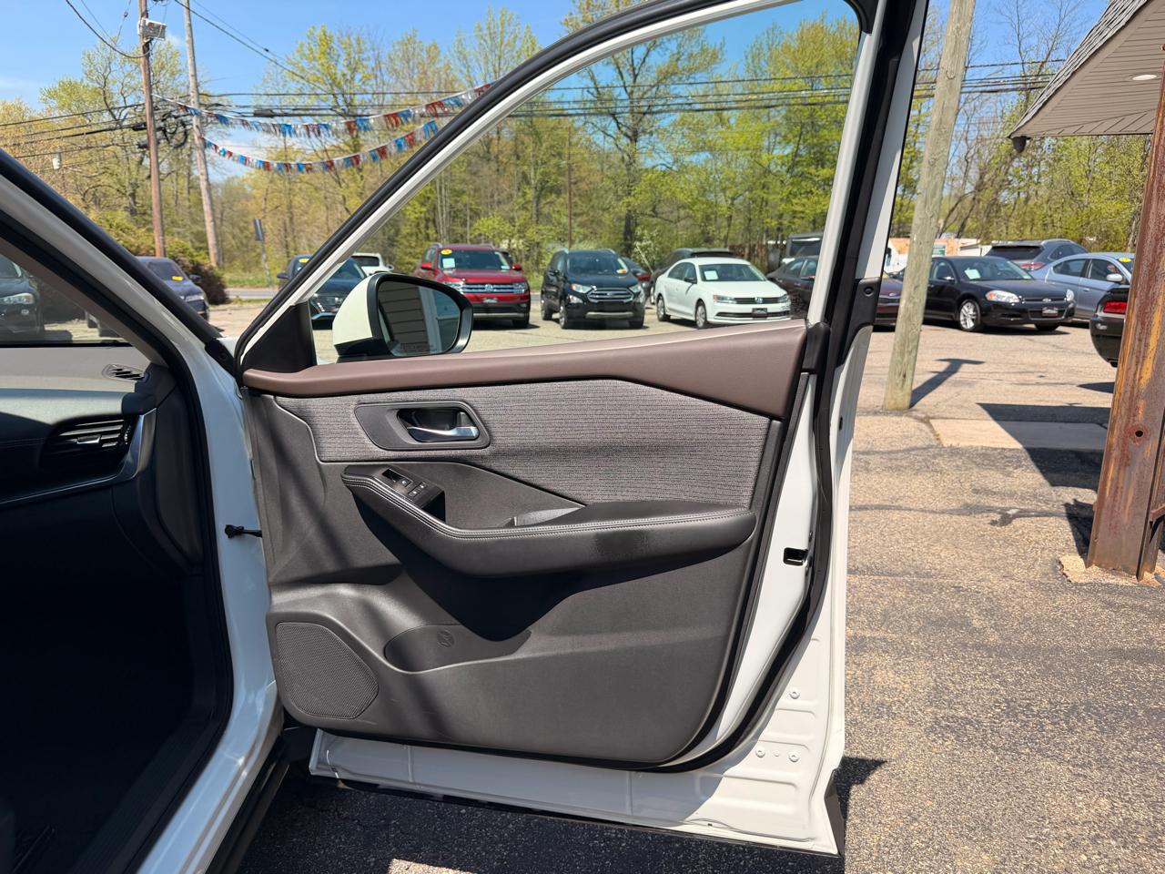 Nissan Rogue AWD SV *Ltd Avail* 2023