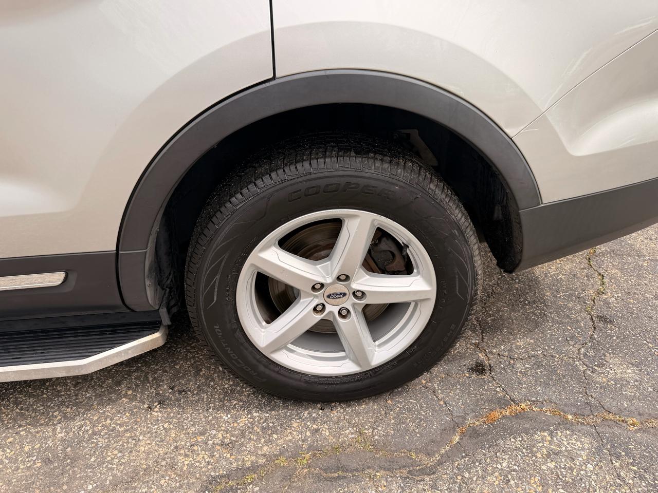 Ford Explorer 4WD 4dr XLT 2016