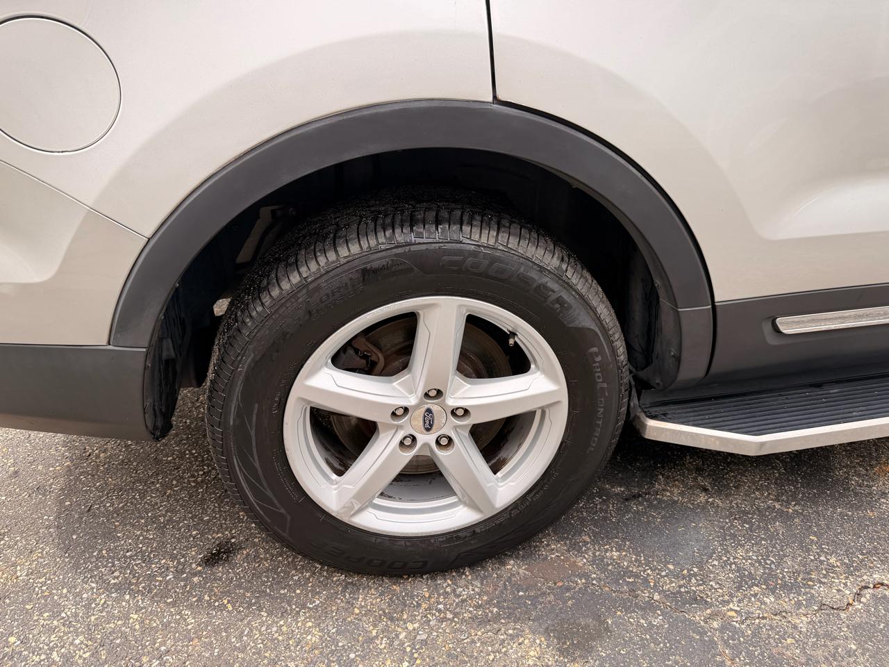 Ford Explorer 4WD 4dr XLT 2016