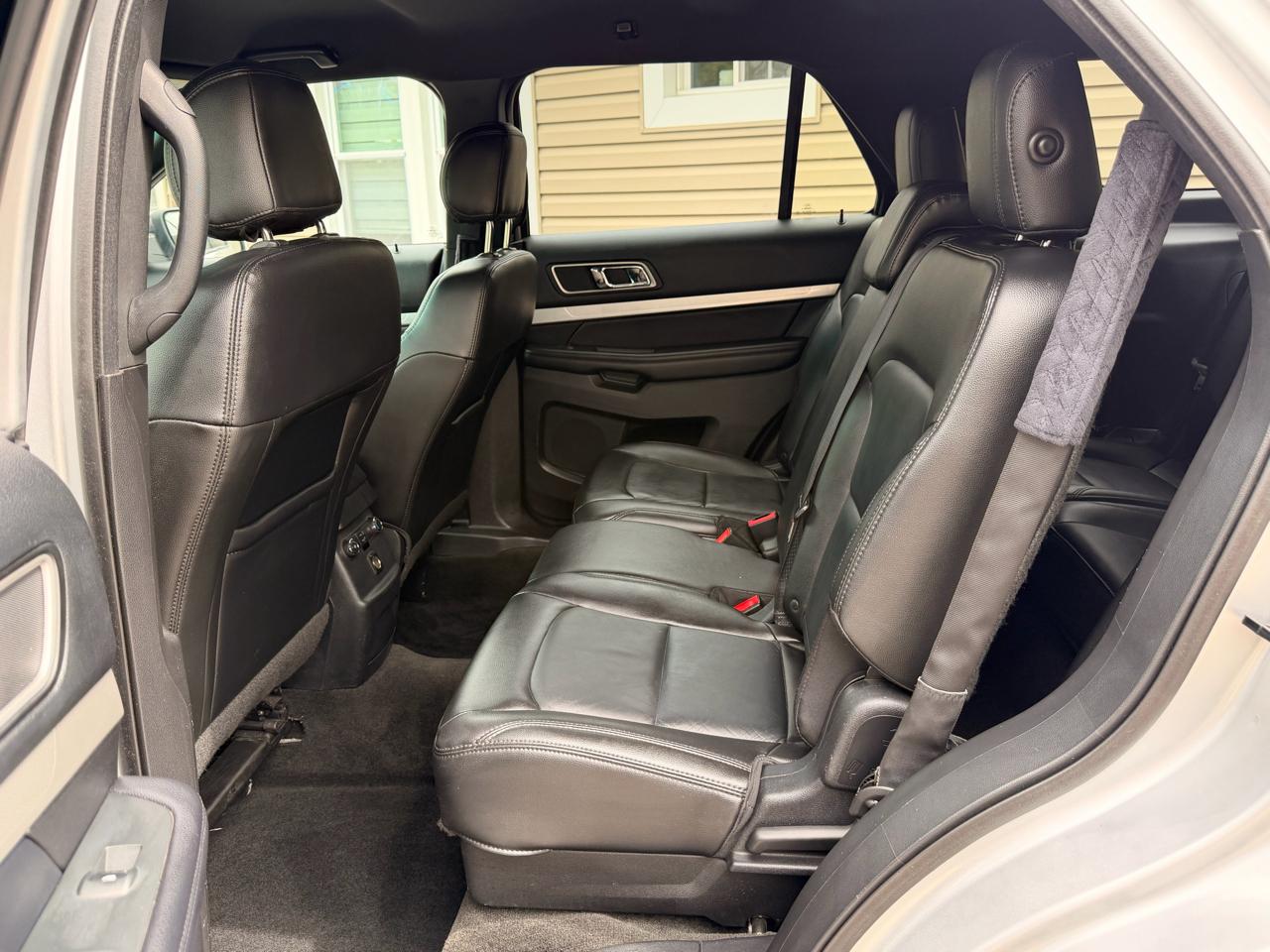 Ford Explorer 4WD 4dr XLT 2016