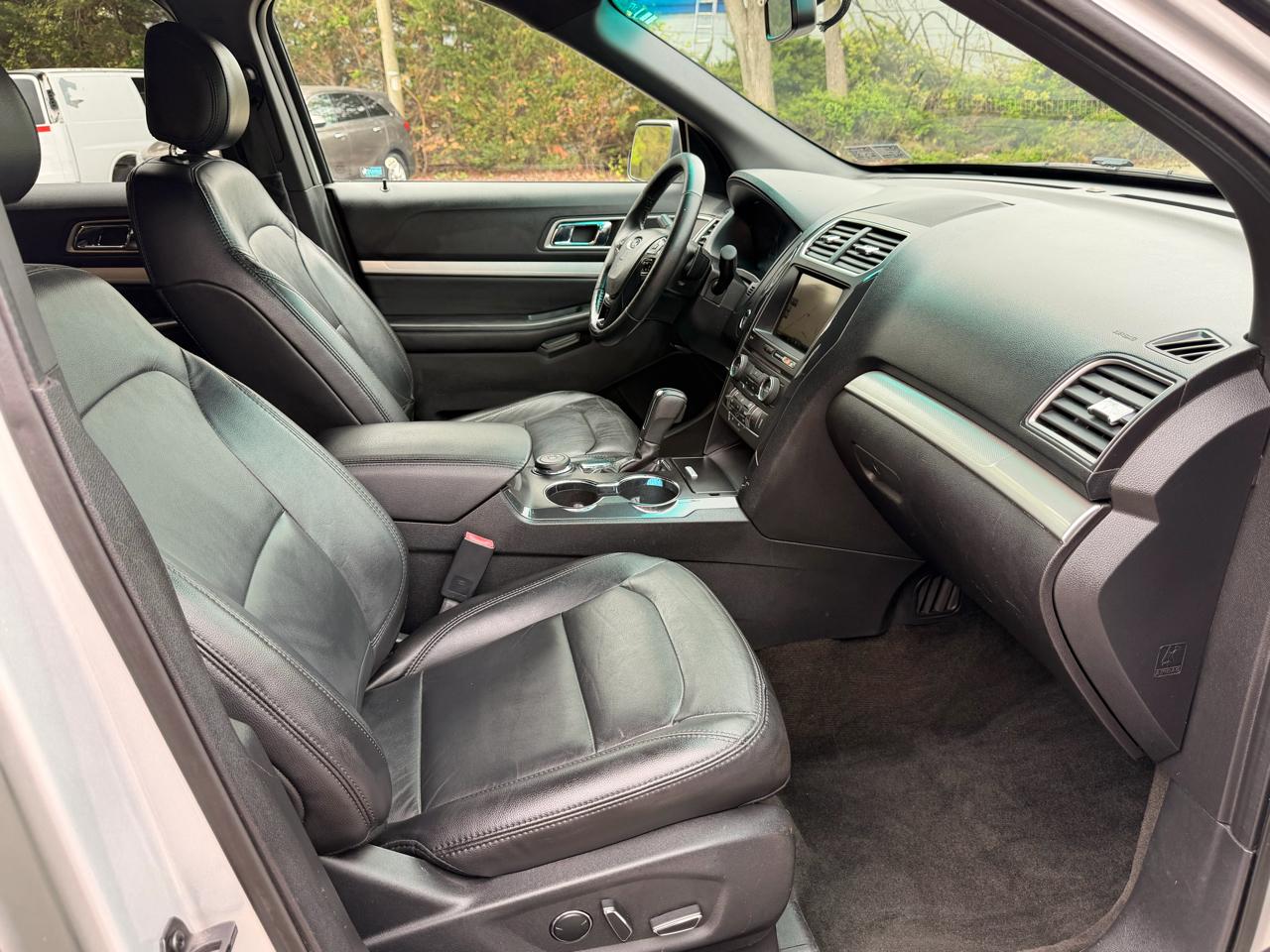 Ford Explorer 4WD 4dr XLT 2016