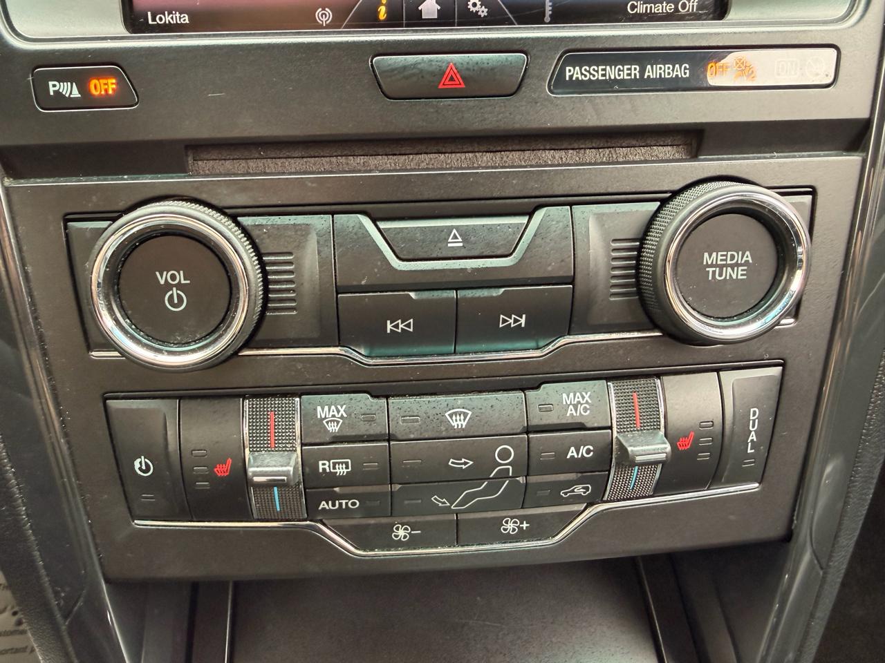 Ford Explorer 4WD 4dr XLT 2016