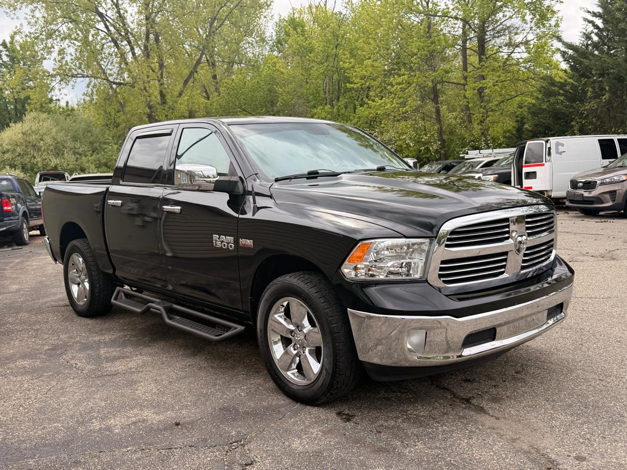 RAM 1500 4WD Crew Cab 140.5" Big Horn 2014