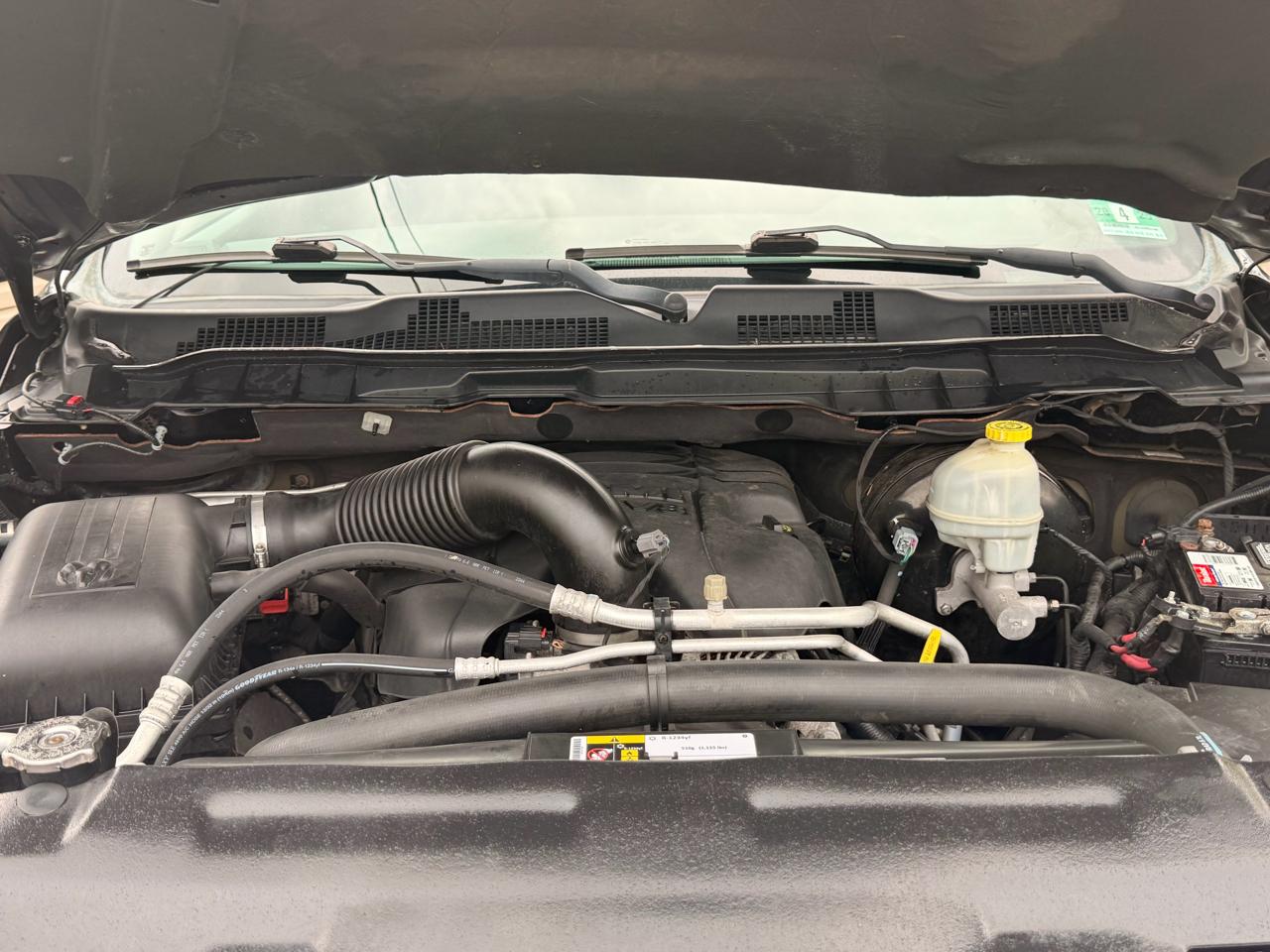 RAM 1500 4WD Crew Cab 140.5" Big Horn 2014