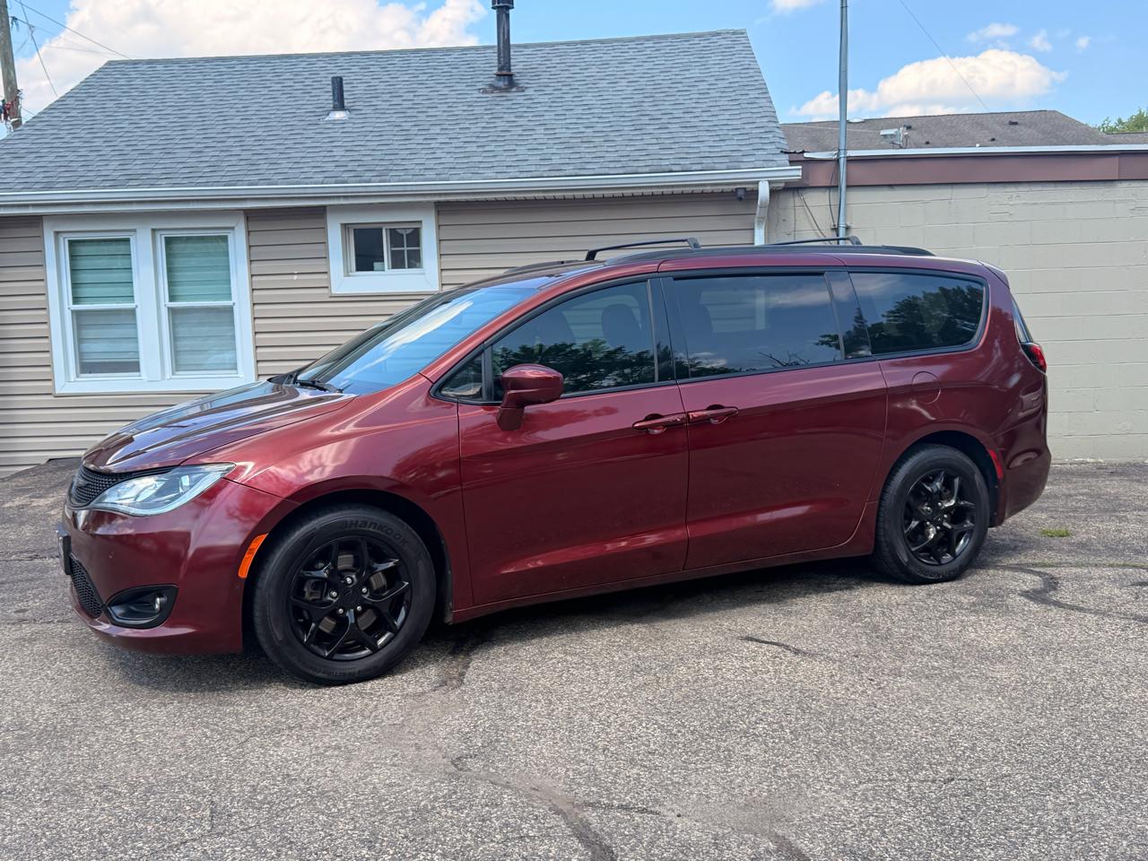 Chrysler Pacifica Touring L FWD 2018