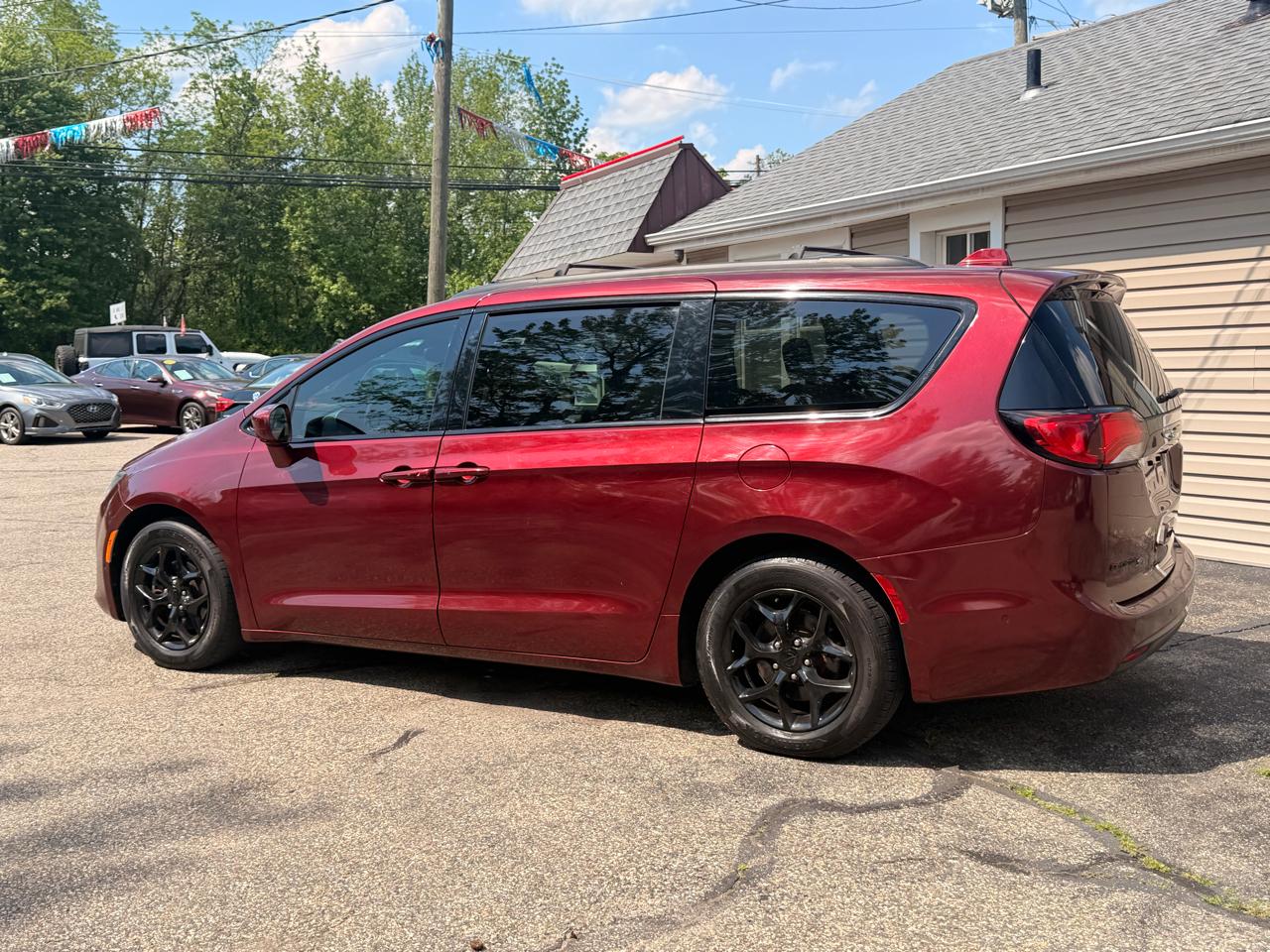 Chrysler Pacifica Touring L FWD 2018