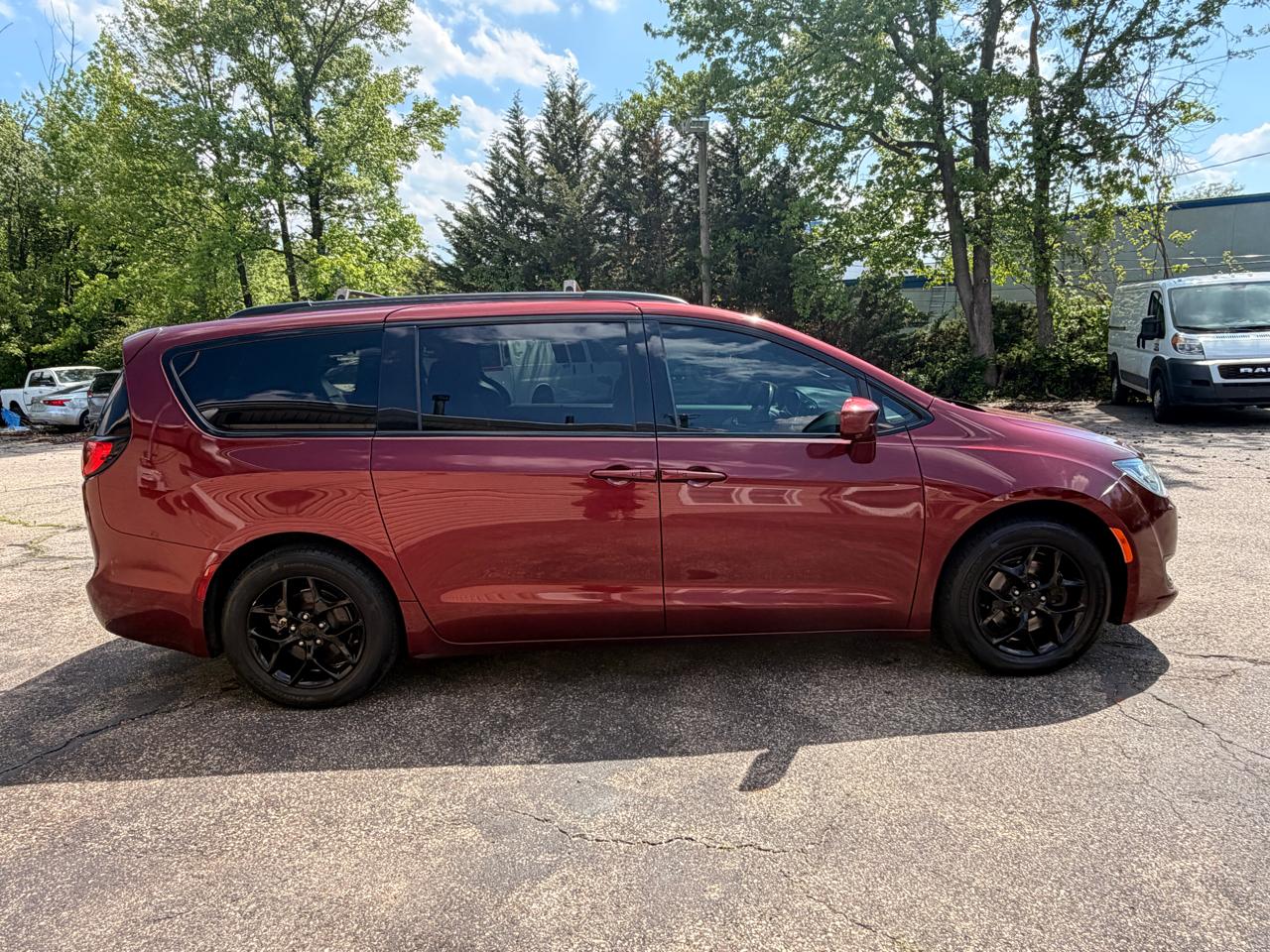 Chrysler Pacifica Touring L FWD 2018