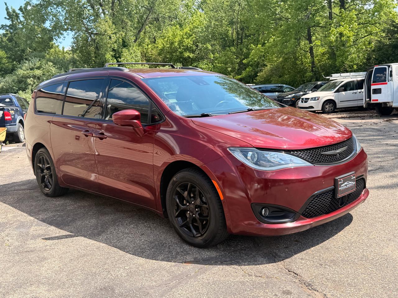 Chrysler Pacifica Touring L FWD 2018