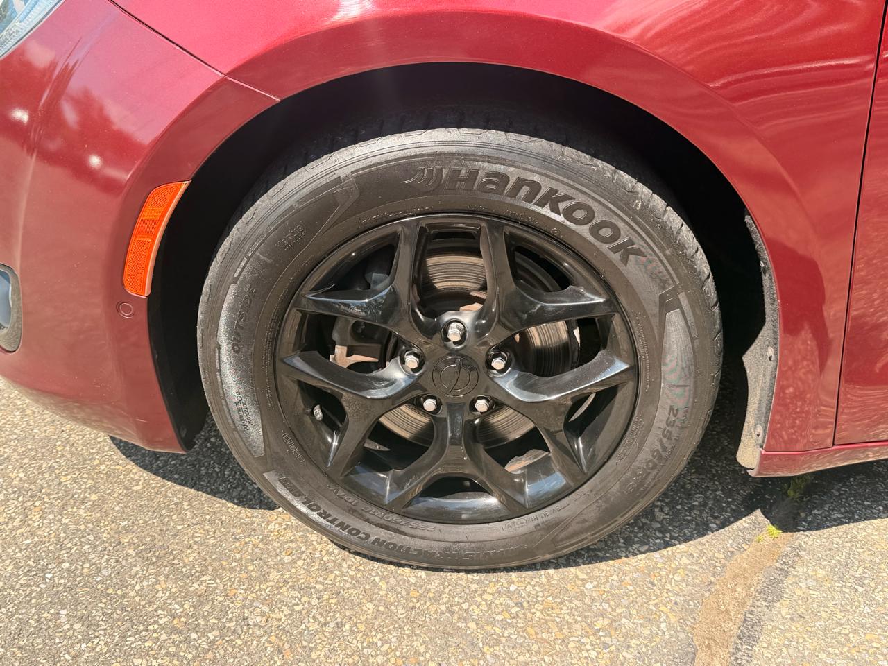 Chrysler Pacifica Touring L FWD 2018