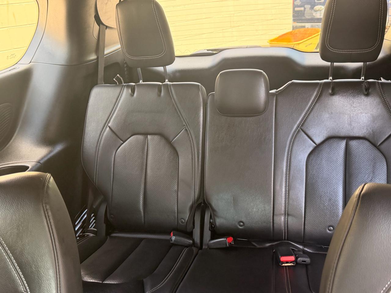 Chrysler Pacifica Touring L FWD 2018