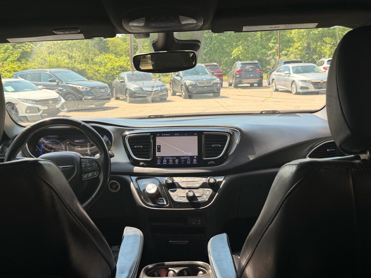 Chrysler Pacifica Touring L FWD 2018