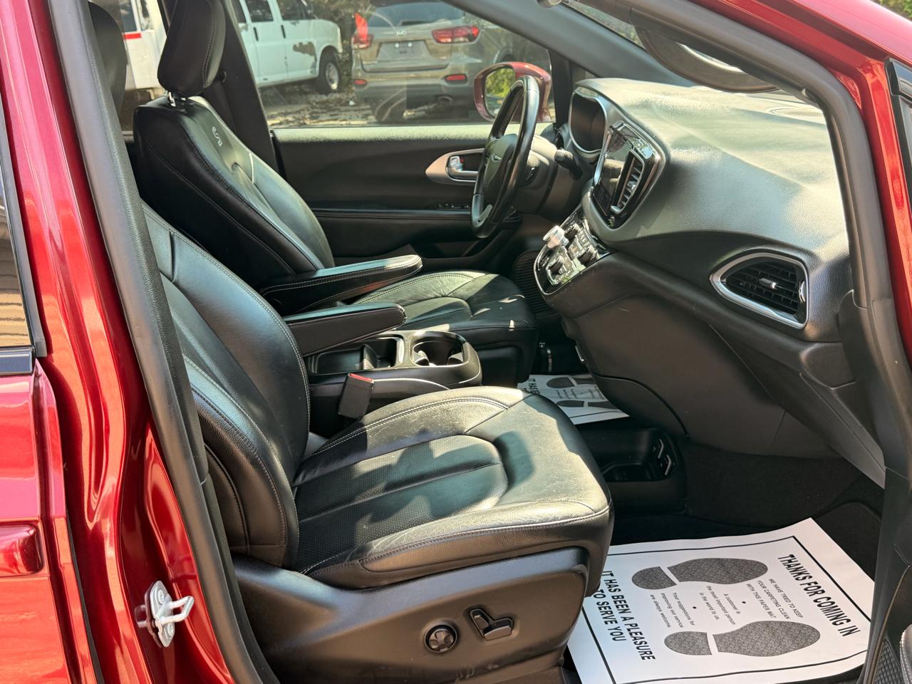 Chrysler Pacifica Touring L FWD 2018
