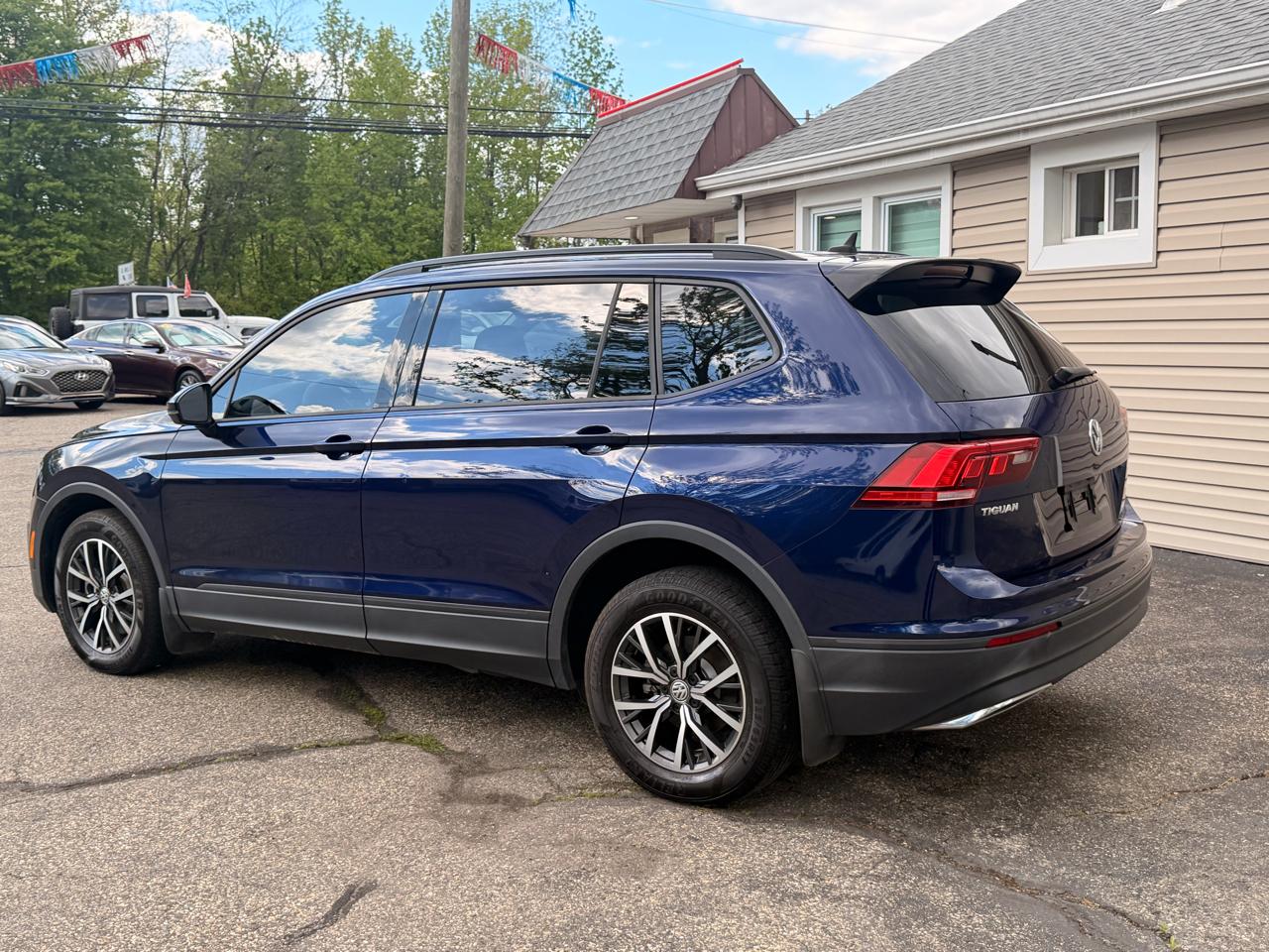 Volkswagen Tiguan 2.0T S FWD 2021